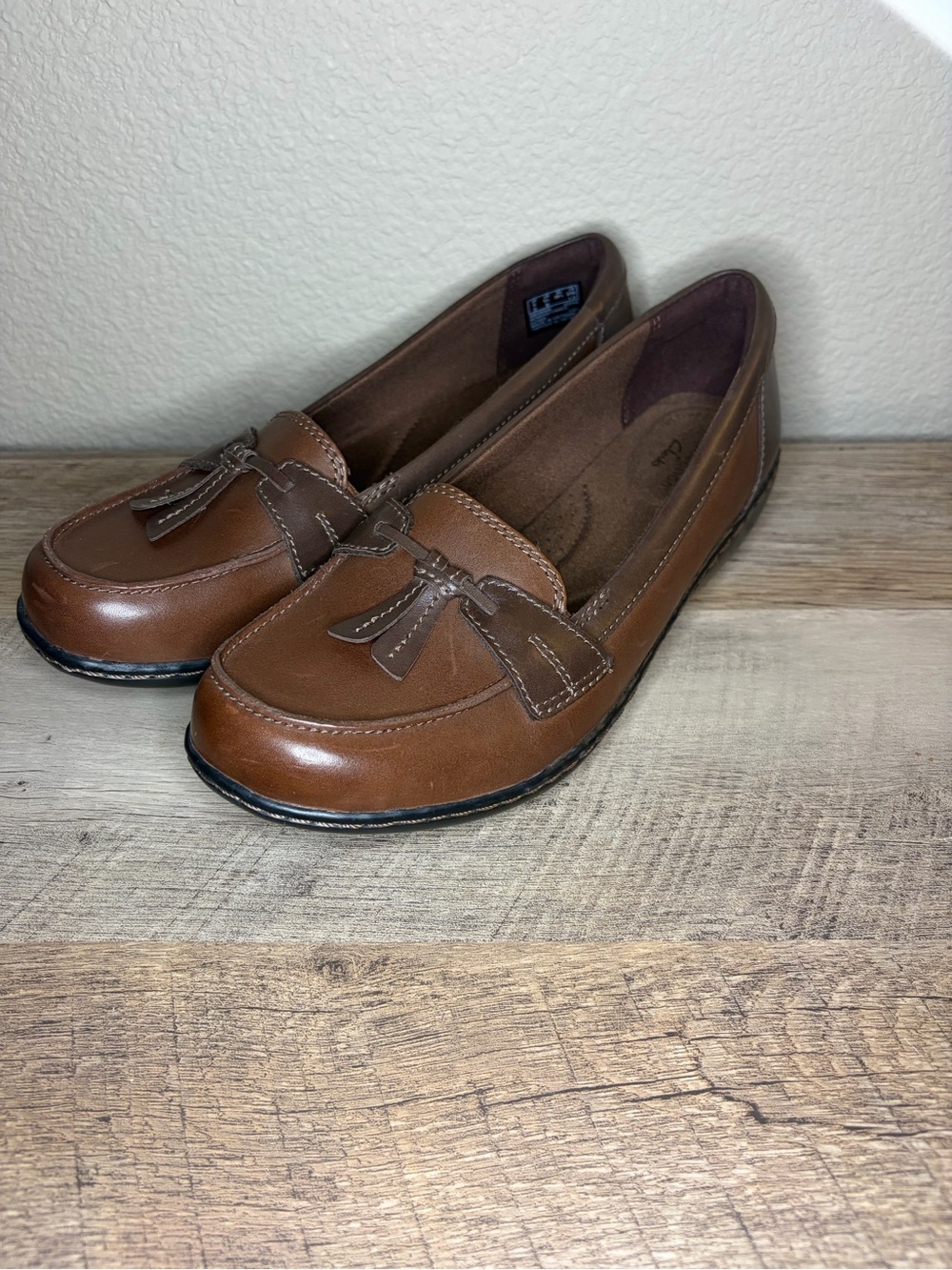 Clarks Womens Ashland Bubble Loafers - Picture 4 of 7